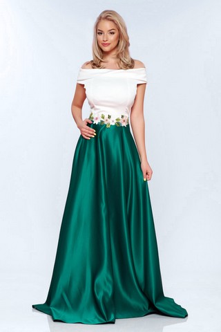 Rochie Artista verde de ocazie in clos din material satinat cu insertii de broderie