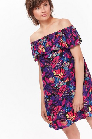 Rochie Top Secret neagra de zi cu croi larg din material vaporos cu umeri goi