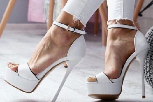 Sandale cu toc si platforma ߩ modele ieftine pentru vara 2025 disponibile online