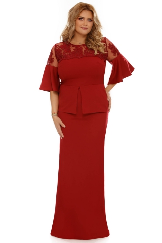 Rochie visinie de ocazie cu un croi mulat din stofa usor elastica cu volanase la maneca