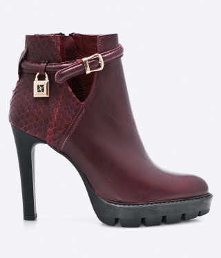 CARINII - BOTINE DE PIELE