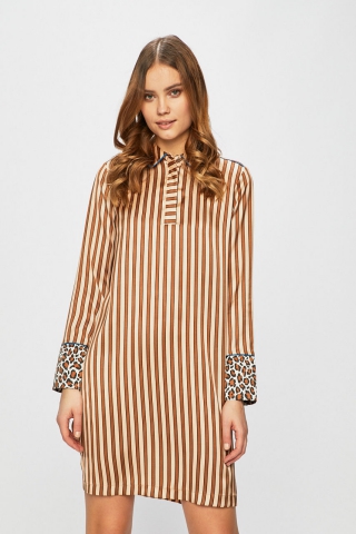 SCOTCH & SODA - ROCHIE