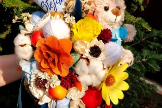 Lumanari pentru botez facute cu dichis in atelierul Monette Flowers