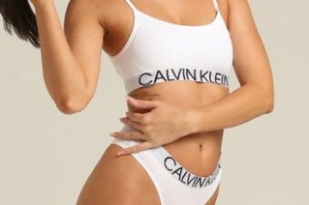Lenjerie intima pentru femei ߩ chiloti si bustiere Calvin Klein originale