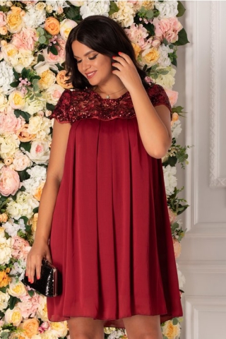 Rochie Aida de ocazie bordo cu pliuri si broderie cu paiete
