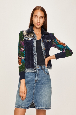DESIGUAL - GEACA