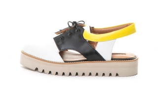 Mihaela Glavan Pantofi slingback de piele cu talpa plata