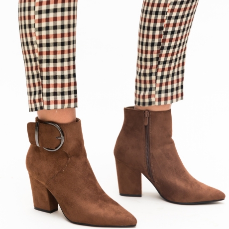 Botine Steleh Camel