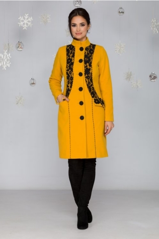 Palton LaDonna galben cu broderie neagra handmade