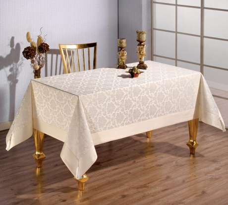 Fata de masa damasc jacquard cu ciucuri crem