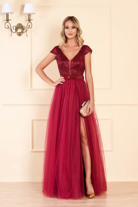 Rochie Artista fuchsia lunga de ocazie in clos cu spatele gol cu bust buretat cu decolteu in v cu aplicatii cu paiete