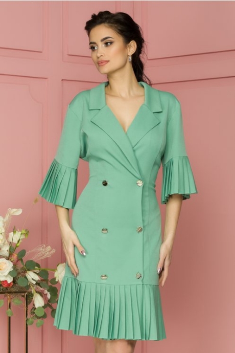 Rochie Eva verde pal cu volane plisate design petrecut cu nasturi