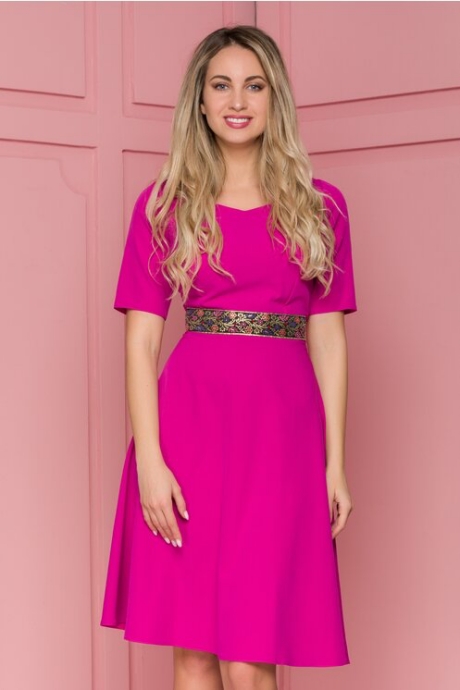 Rochie Theo fucsia cu broderie in talie