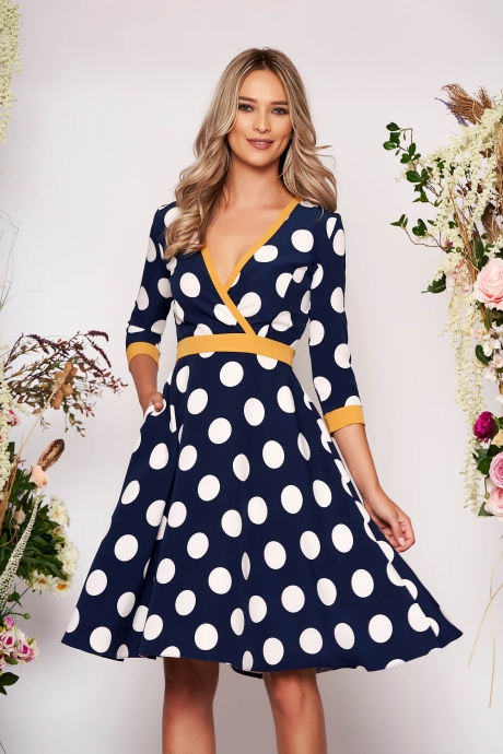 Rochie StarShinerS mustarie office midi din stofa in clos cu buzunare si decolteu in v
