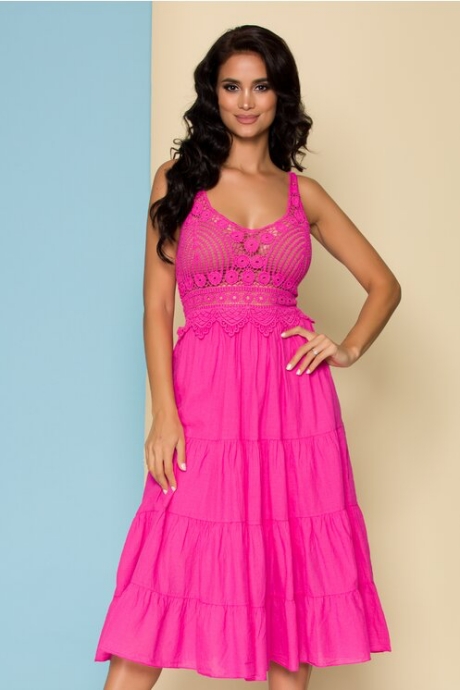 Rochie de vara roz cu broderie la bust